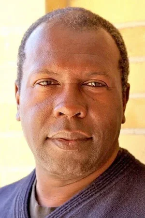  Roy Lewis