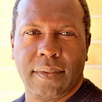  Roy Lewis