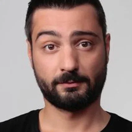  İzzet Baslak