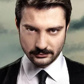 Photo star :  İzzet Baslak