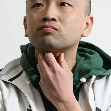  Shuntarô Yamazaki