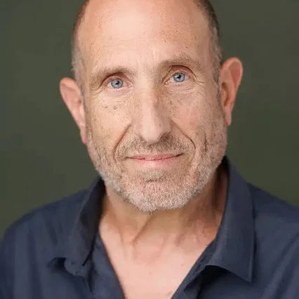  Yoav Hayt