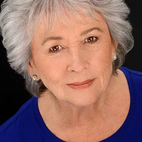 Photo star :  Mary Looram