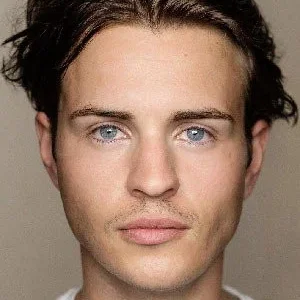  Connor Finch