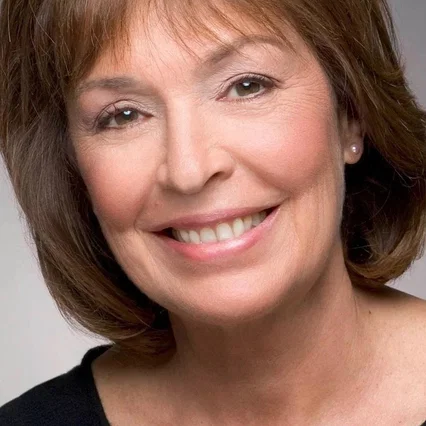  Polly Adams