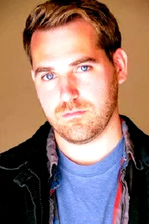  Ryan Budds