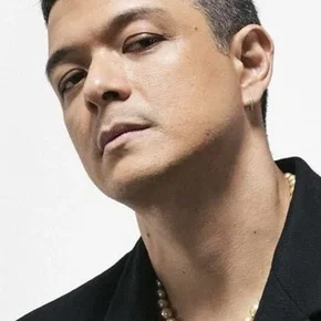 Photo star :  Jericho Rosales