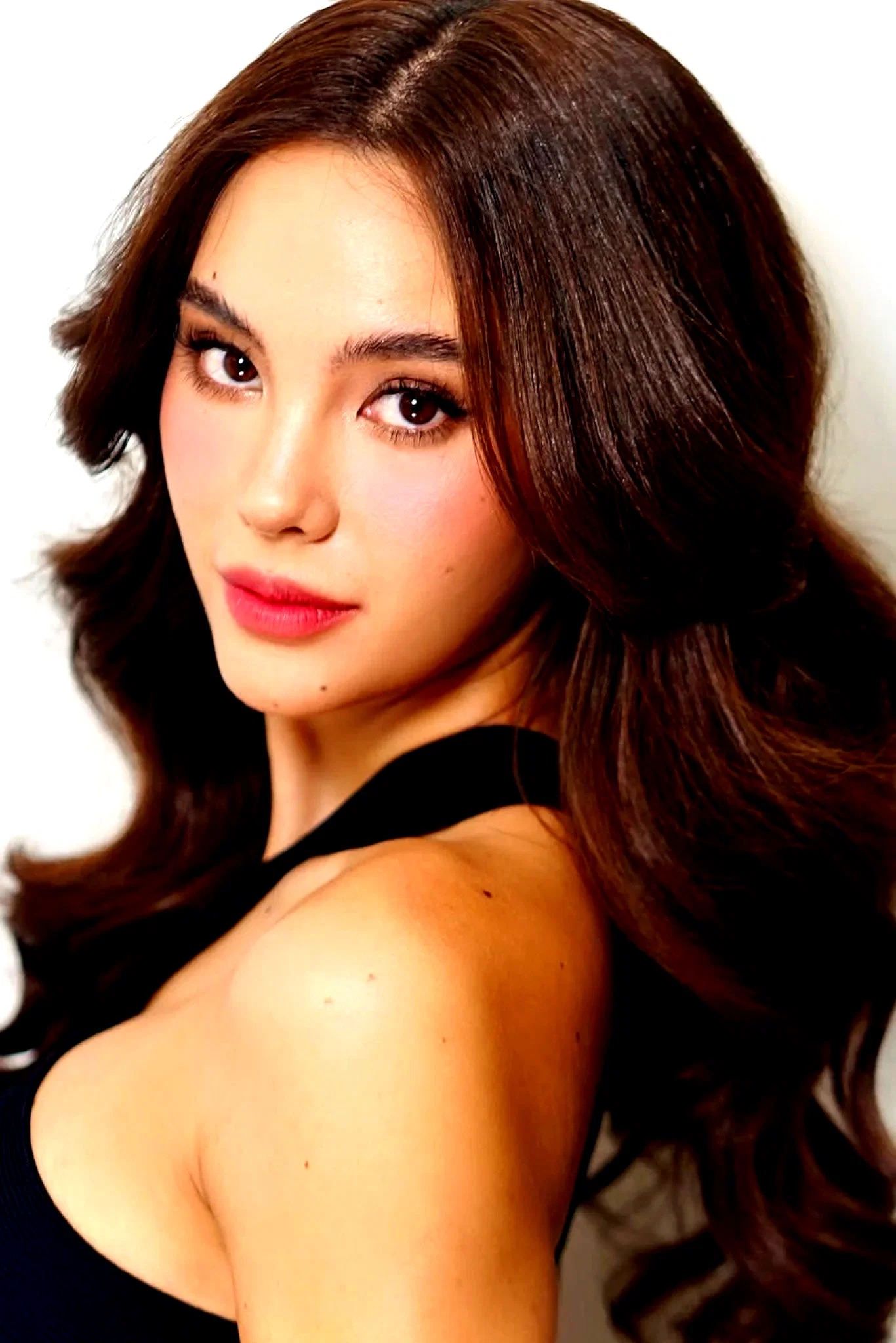  Catriona Gray