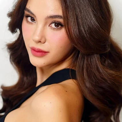  Catriona Gray