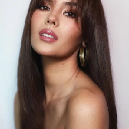  Catriona Gray