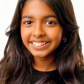 Photo star :  Maya Eva Hosein