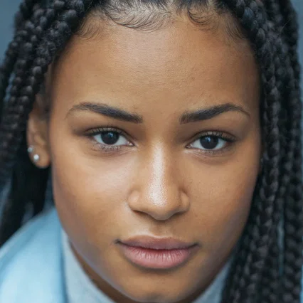  Lisa Nyarko