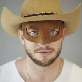 Photo star :  Orville Peck