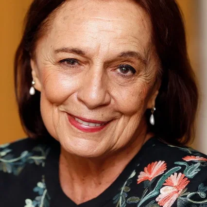  Ayten Uncuoglu
