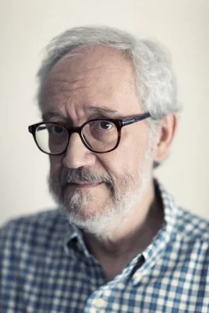 Emilio Martinez Lazaro photo