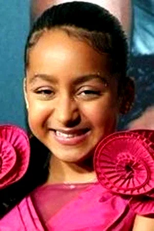  Mila Davis-Kent