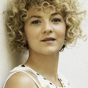 Photo star :  Oona Mekas