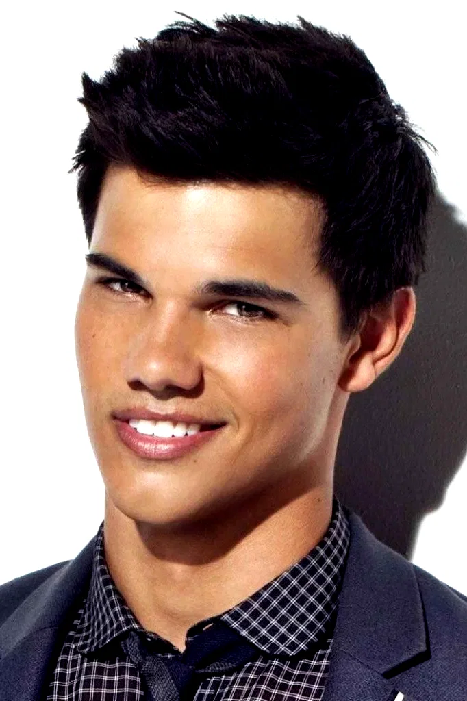 Taylor Lautner