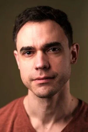  Simon Haines photo