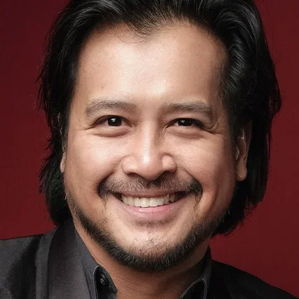  Lorenz Martinez