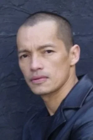  Arthur Acuña