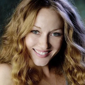 Photo star :  Jennifer Ferrin