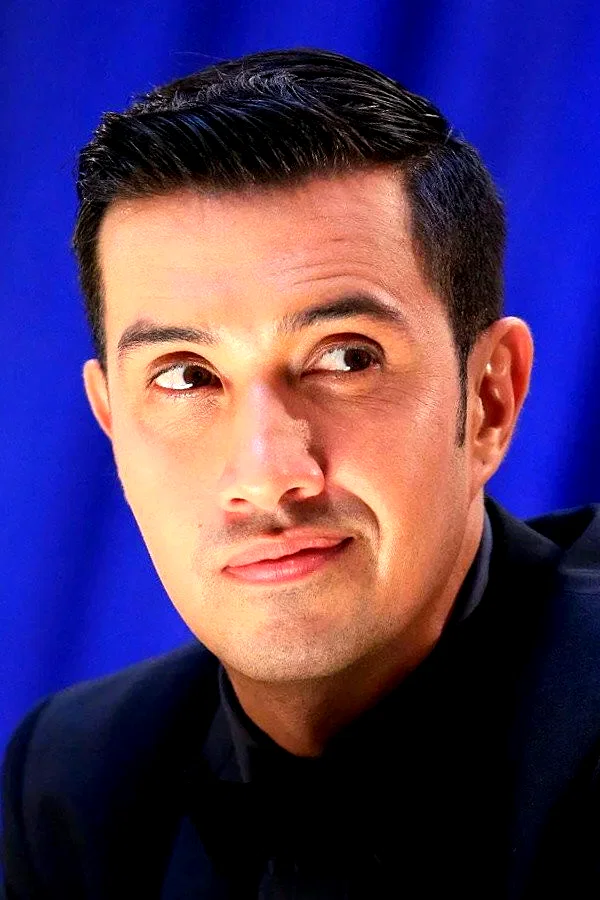  Héctor Morales