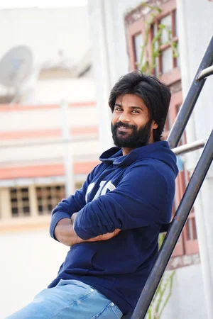 Kumar Kasaaram