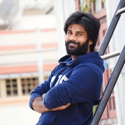  Kumar Kasaaram