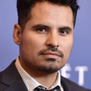 Photo star : Michael Peña