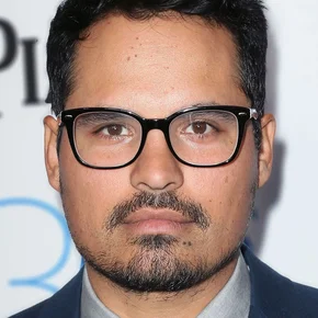 Photo star : Michael Peña