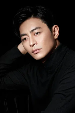  Quoc Huy