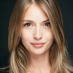 Photo star :  Yasemin Kay Allen