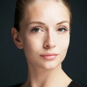 Photo star :  Yasemin Kay Allen