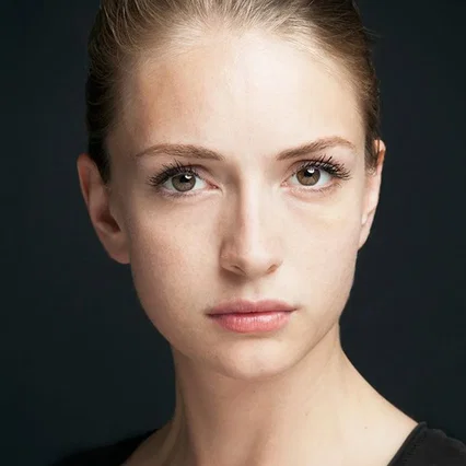  Yasemin Kay Allen