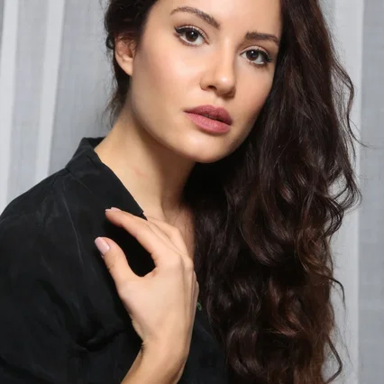  Ece İrtem