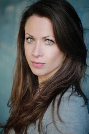  Laura Hopper photo