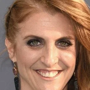Photo star :  Jennie Snyder Urman
