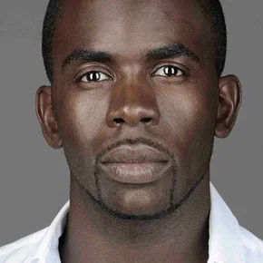 Photo star :  Jimmy Akingbola