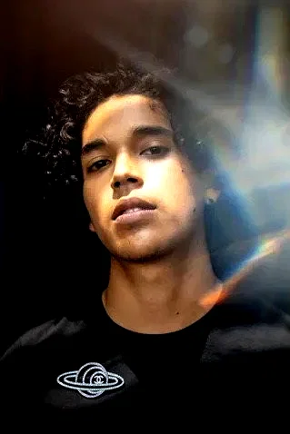  Benny Emmanuel