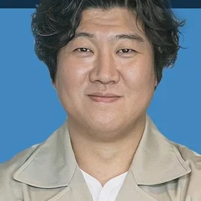 Photo star :  Hwang Jae-yeul