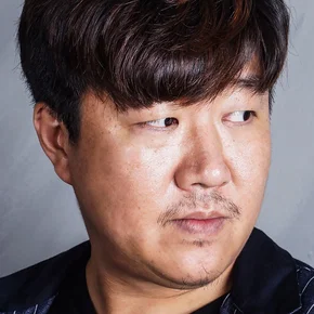 Photo star :  Hwang Jae-yeul