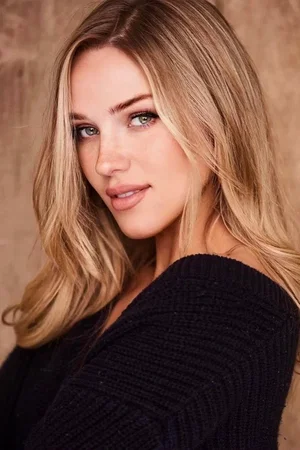 Elizabeth Posey