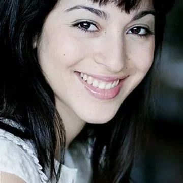  Flora Kaprielian