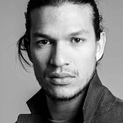  Mauricio Paniagua