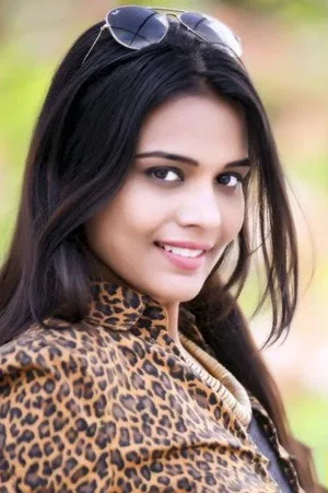  Bindu Chandramouli