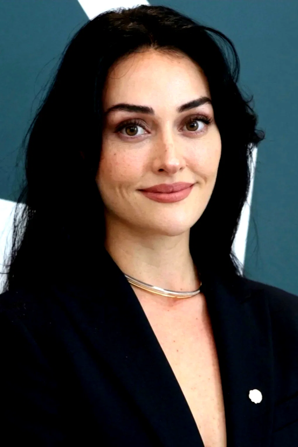  Esra Bilgiç