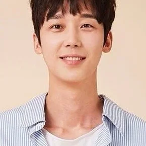 Photo star :  Yoon Jong-hoon