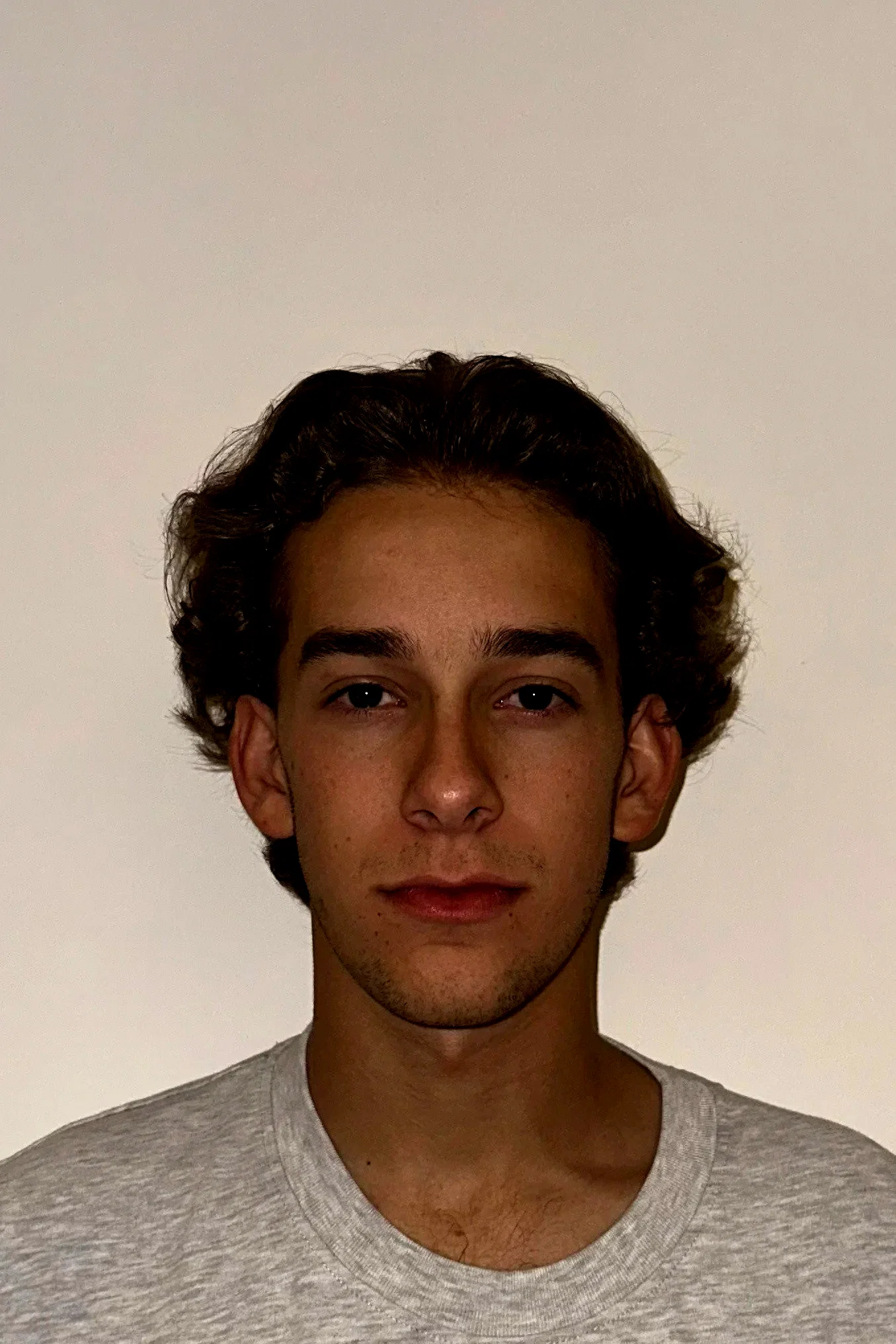  Daniel Korenfeld