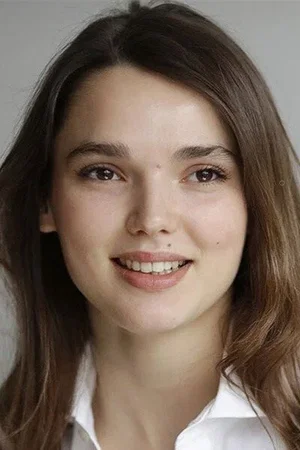  Valeria Nicov